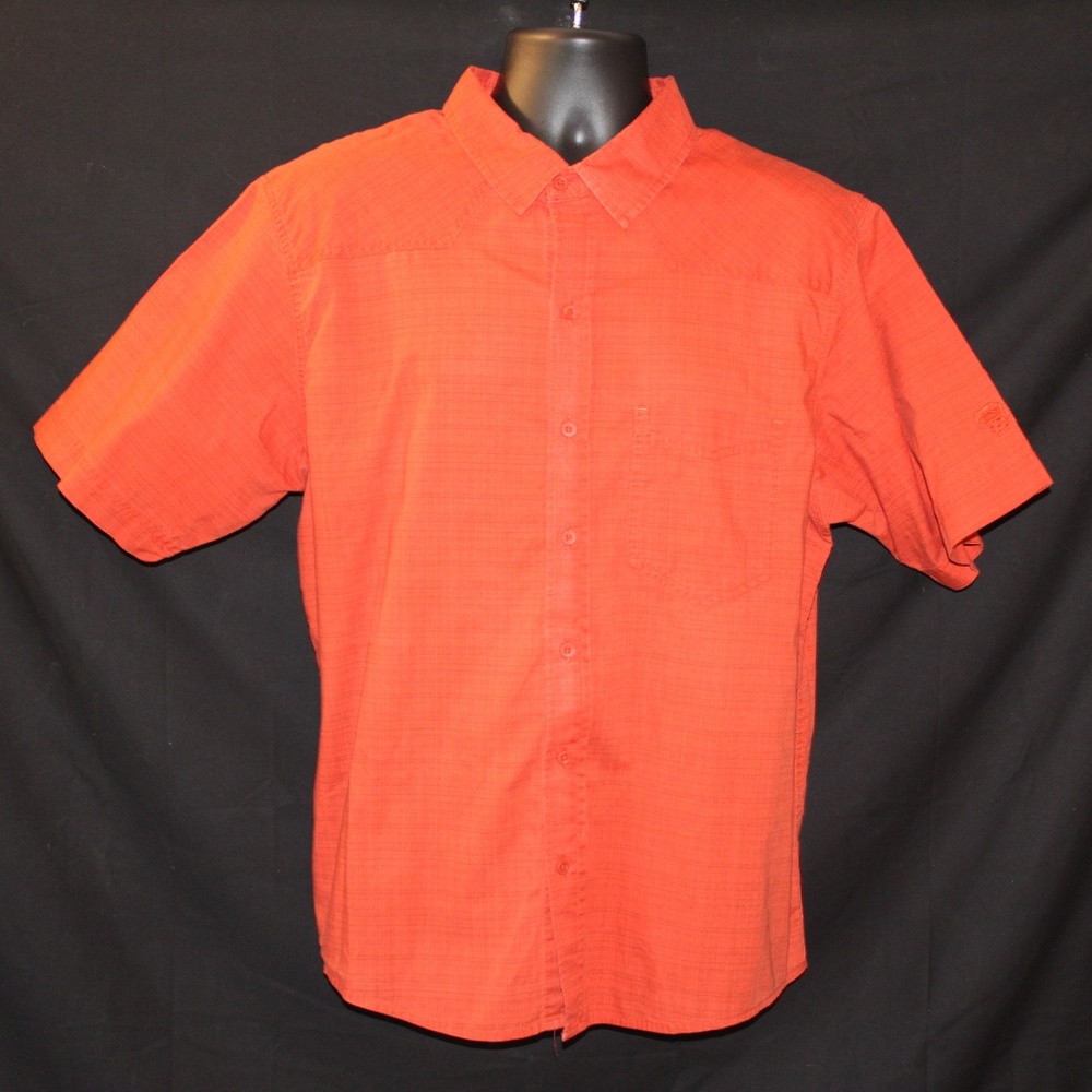 Mountain Hardwear Mens L Button Down